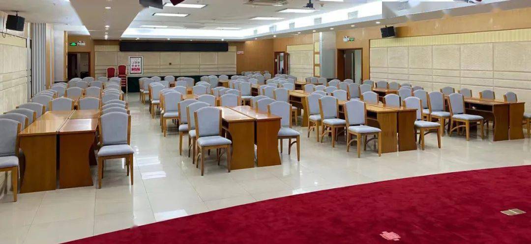 專業宴會服務與會議解決方案 島嶼式布局，B會議室，30人容納